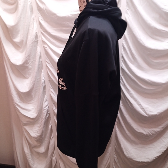 Adidas Men's Black Hoodie - Picture 4 of 9